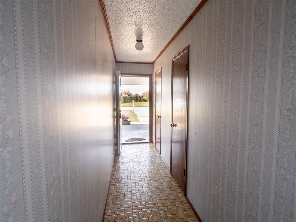 1216 Glenwood Drive Property Photo 6