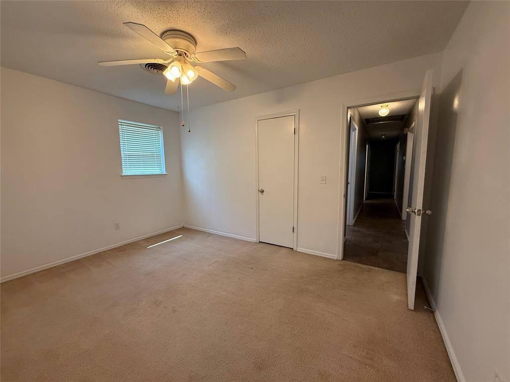1023 Meadowbrook Lane Property Photo 14