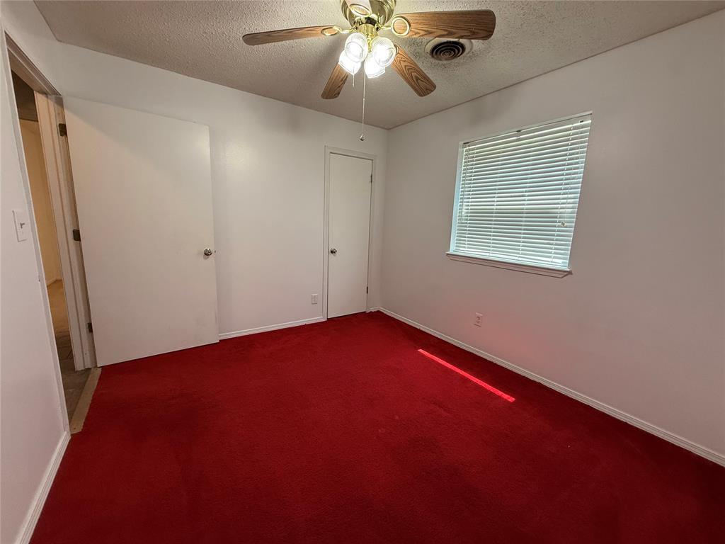 1023 Meadowbrook Lane Property Photo 17