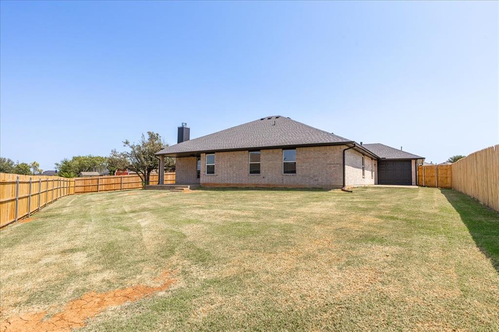8901 Woodbend Drive Property Photo 25