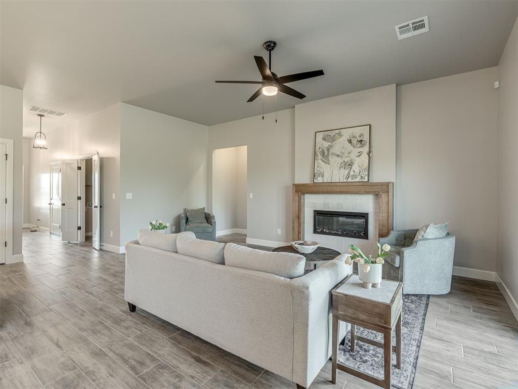 12513 Dolche Vita Drive Property Photo 5