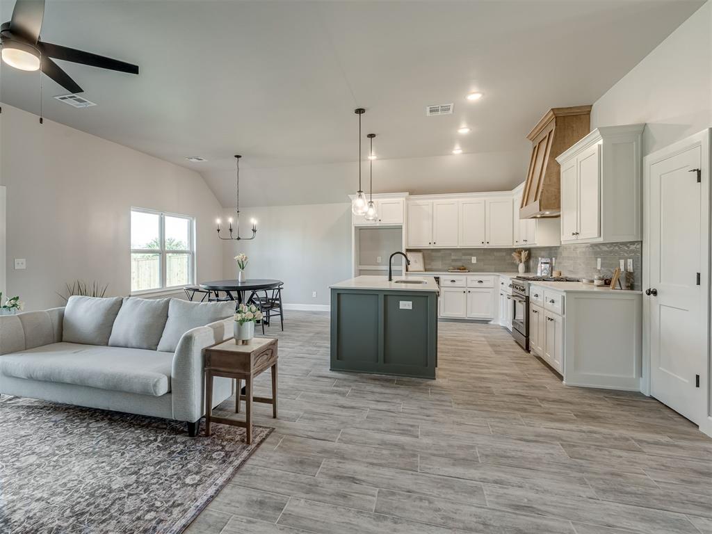 12513 Dolche Vita Drive Property Photo 6