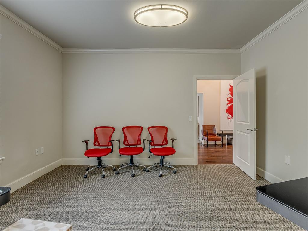 2232 Bridgeview Boulevard Property Photo 9
