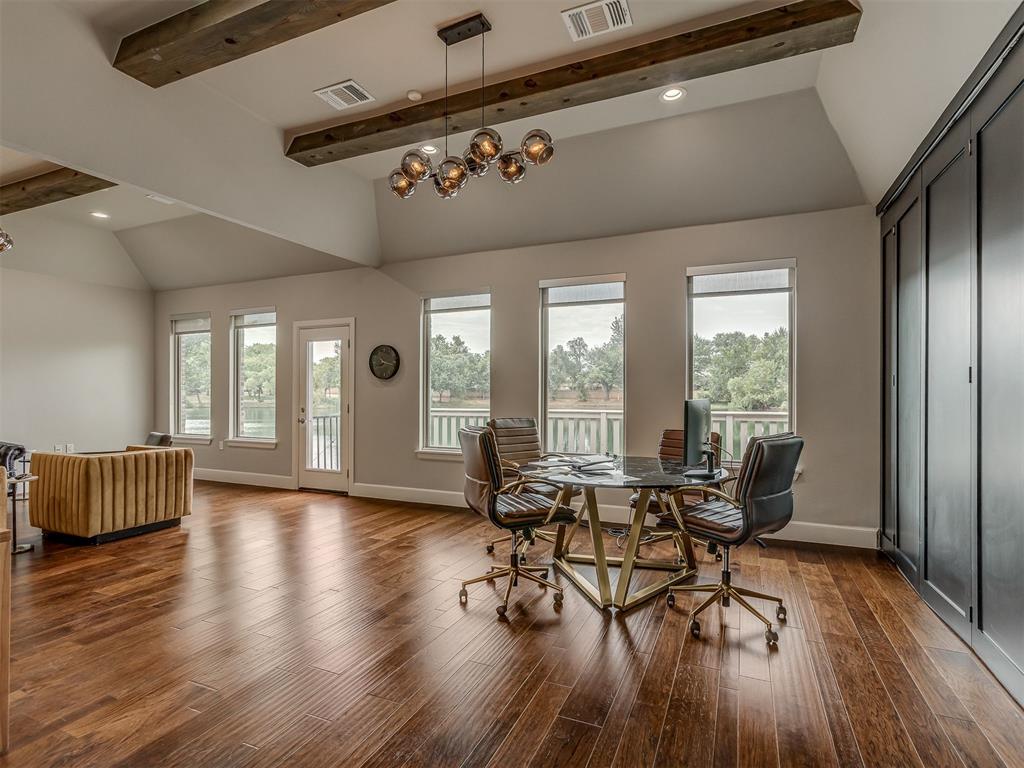 2232 Bridgeview Boulevard Property Photo 14