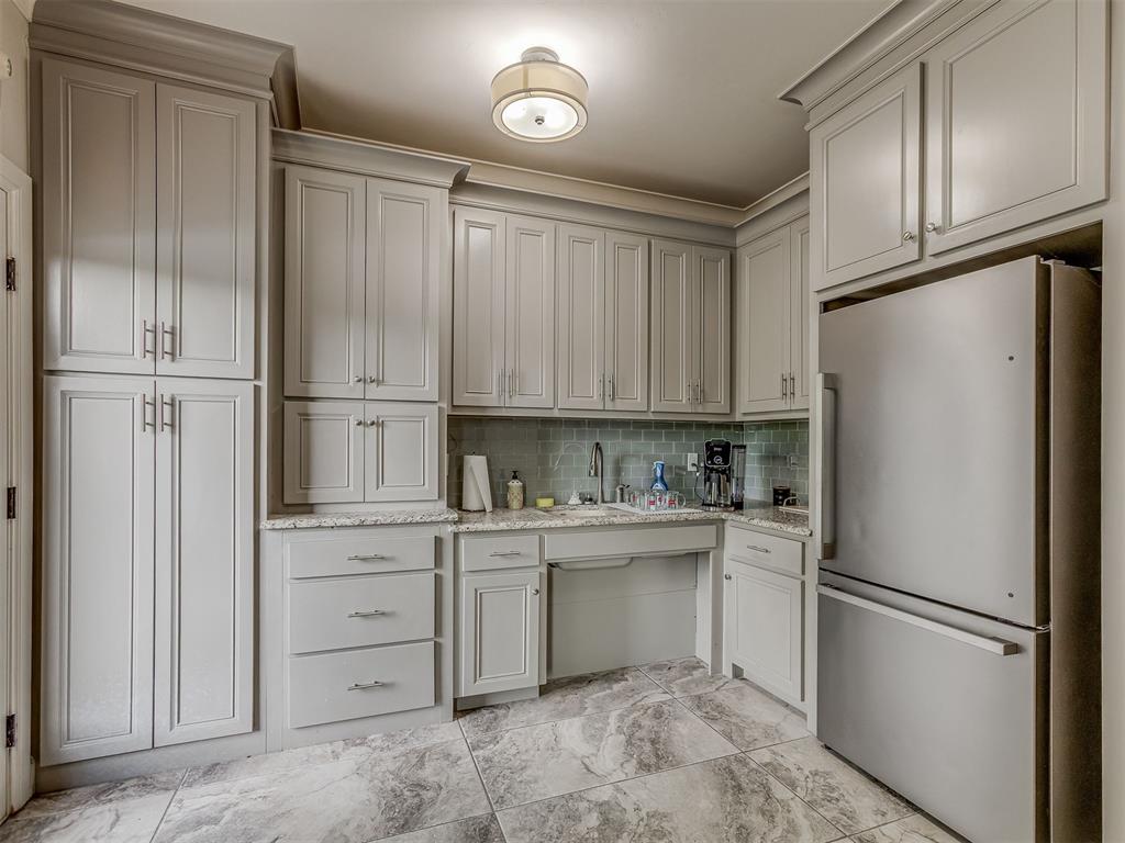 2232 Bridgeview Boulevard Property Photo 24