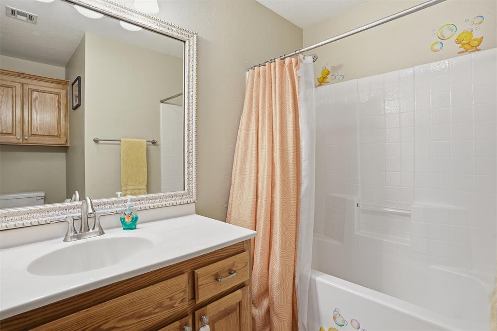 3208 Peacock Lane Property Photo 37