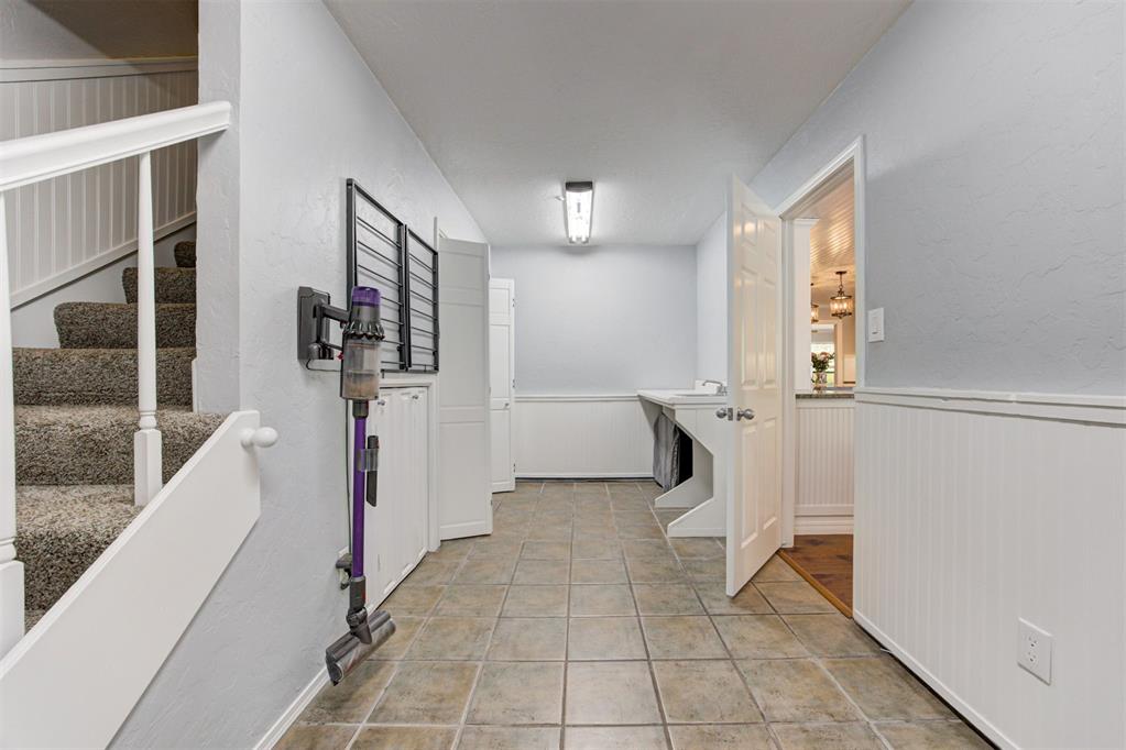 3853 Lewis Street Property Photo 25