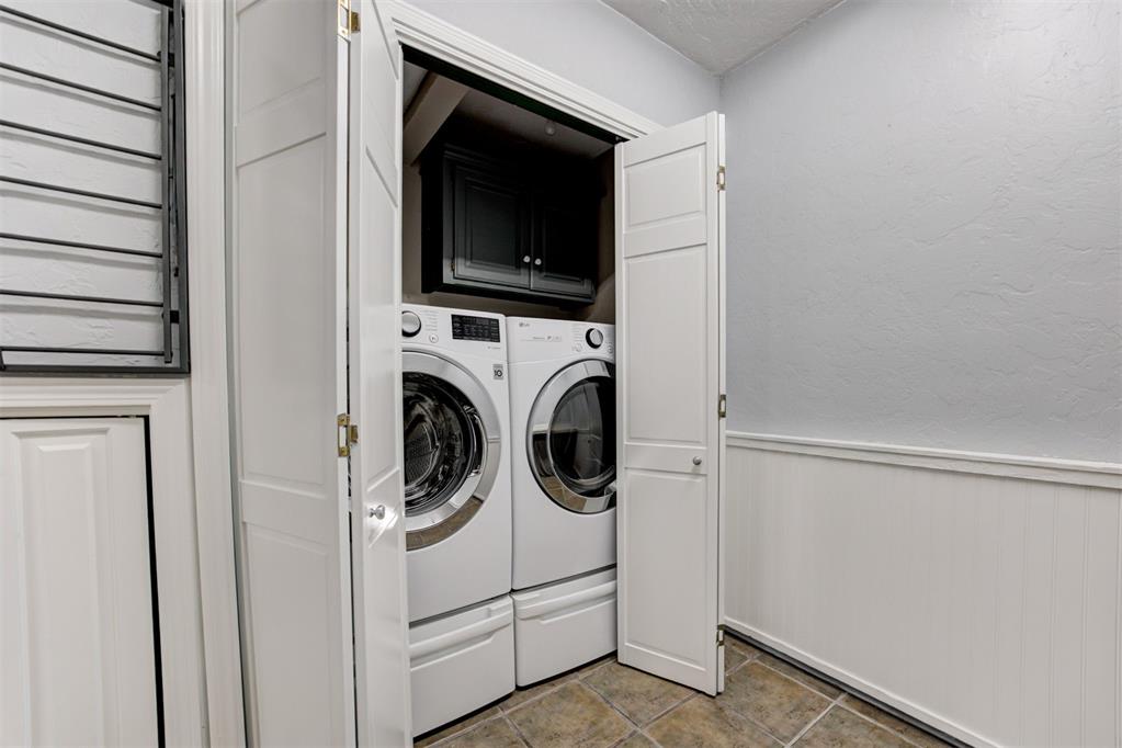3853 Lewis Street Property Photo 27