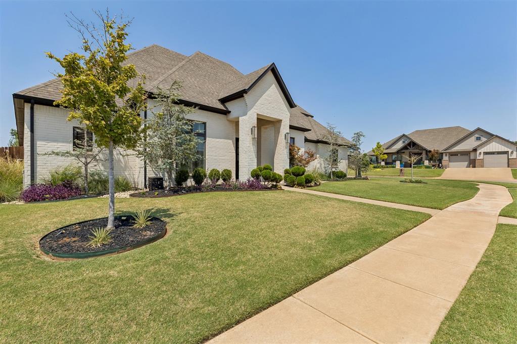 15925 Foxtail Trail Property Photo 3