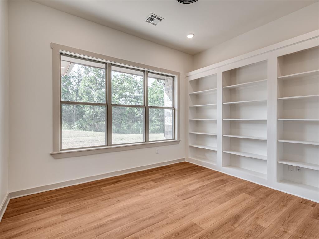 17281 Stone House Road Property Photo 6