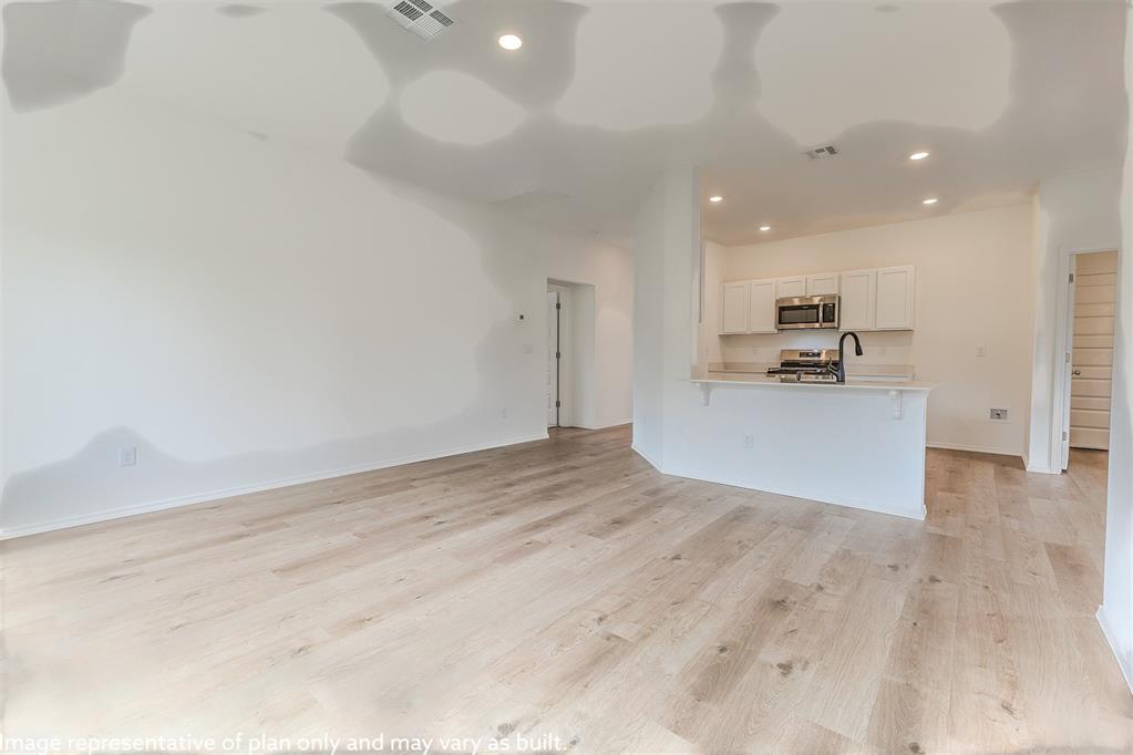 16301 Lovers Lane Property Photo 2