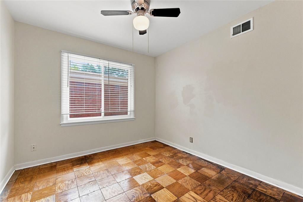 2649 Lakeside Drive Property Photo 16