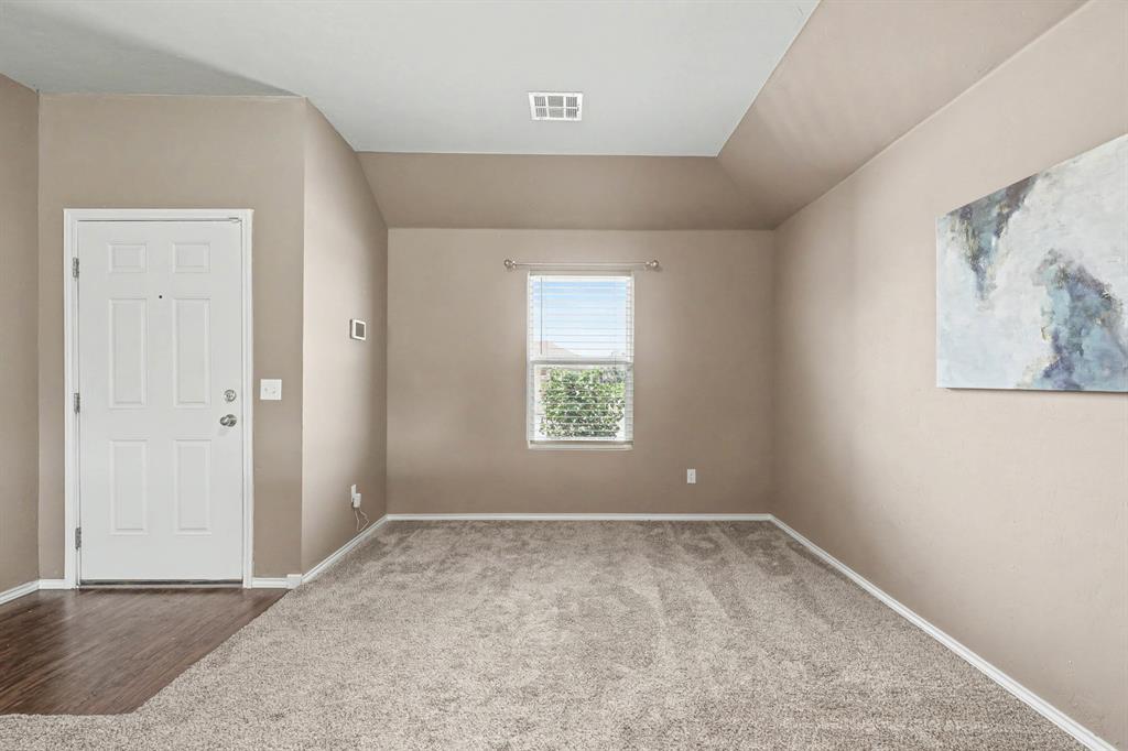 9804 Glover River Drive Property Photo 3