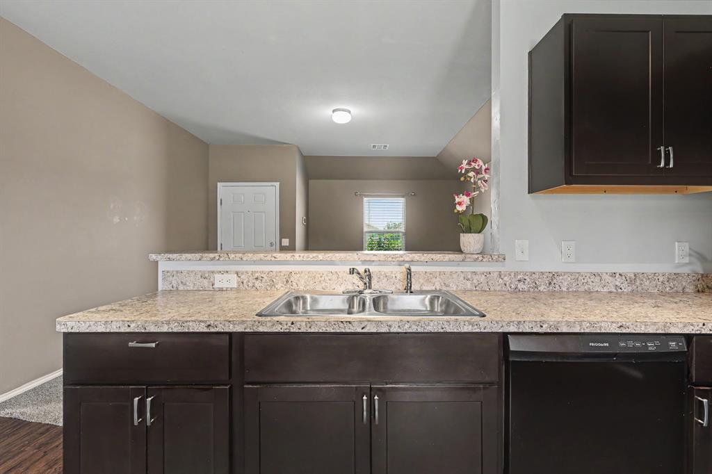 9804 Glover River Drive Property Photo 7