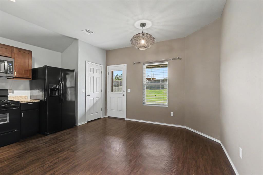 9804 Glover River Drive Property Photo 10