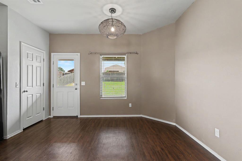 9804 Glover River Drive Property Photo 11