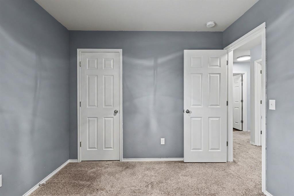 9804 Glover River Drive Property Photo 18