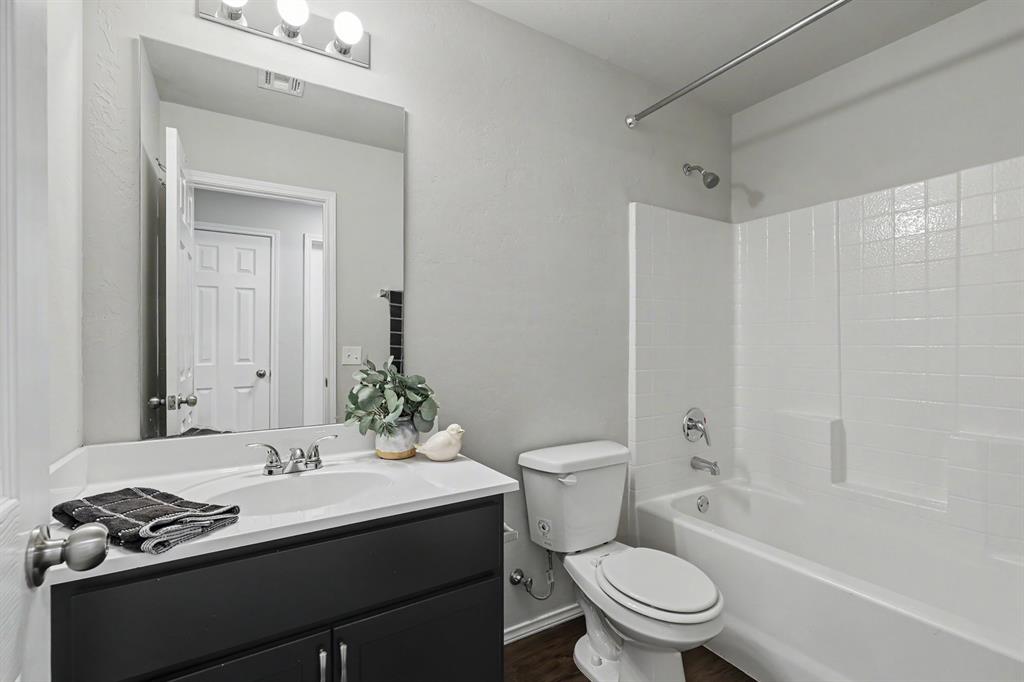 9804 Glover River Drive Property Photo 19
