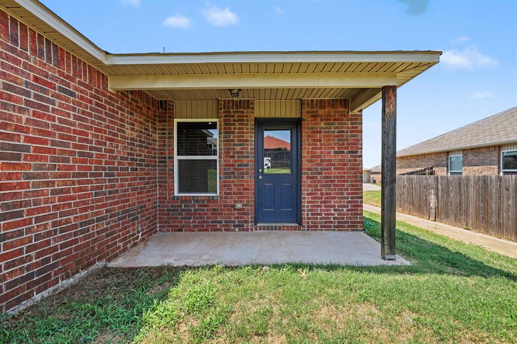 9804 Glover River Drive Property Photo 23
