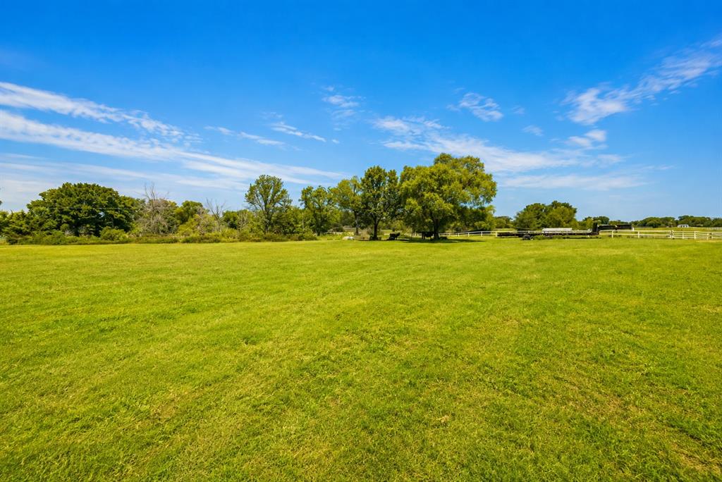18699 Grayson Boulevard Property Photo 21