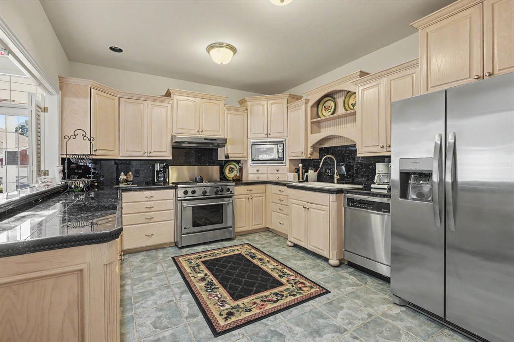 15419 Monarch Lane Property Photo 34