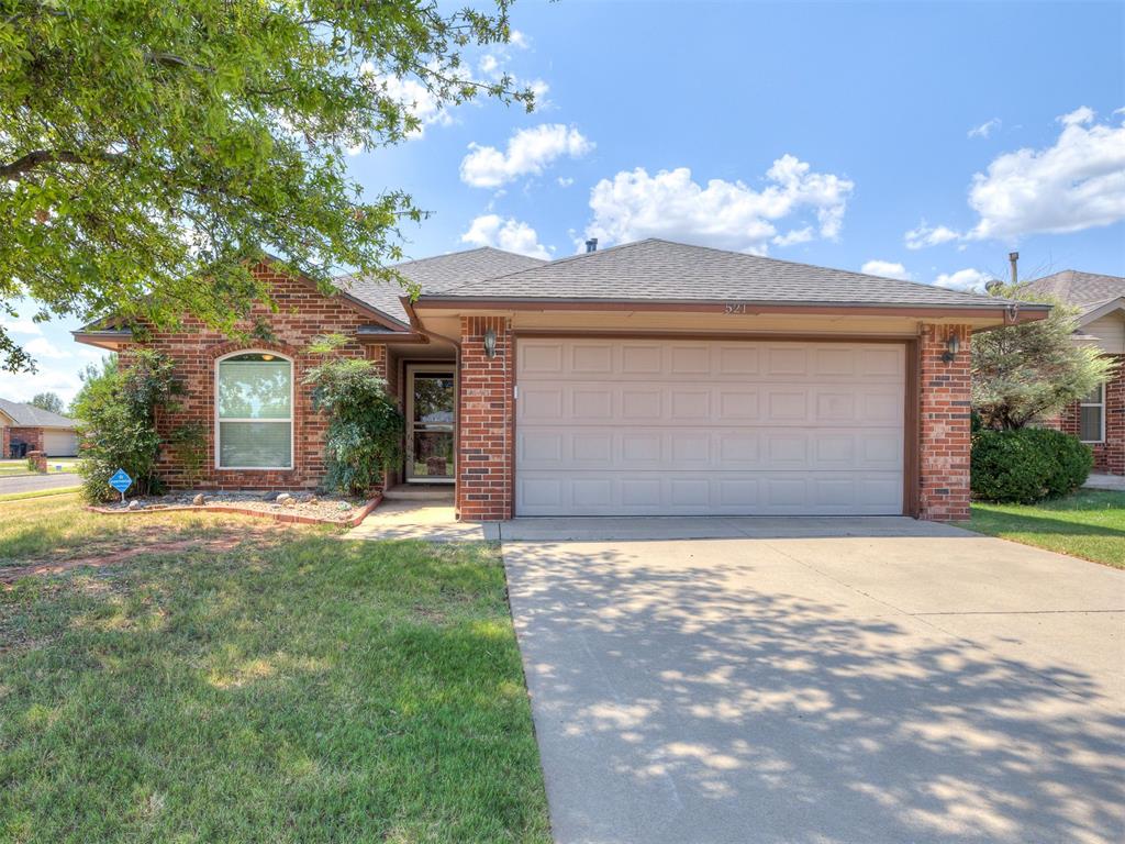 521 Apache Gate Drive Property Photo 2
