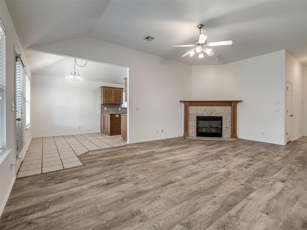 521 Apache Gate Drive Property Photo 10