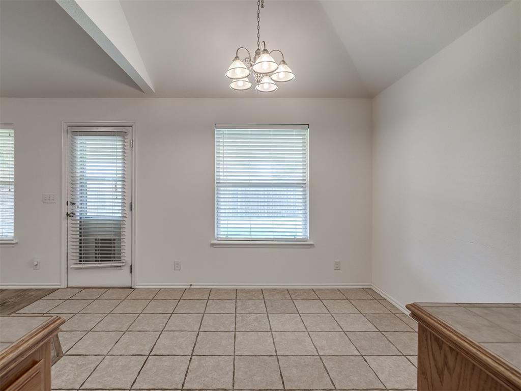 521 Apache Gate Drive Property Photo 13