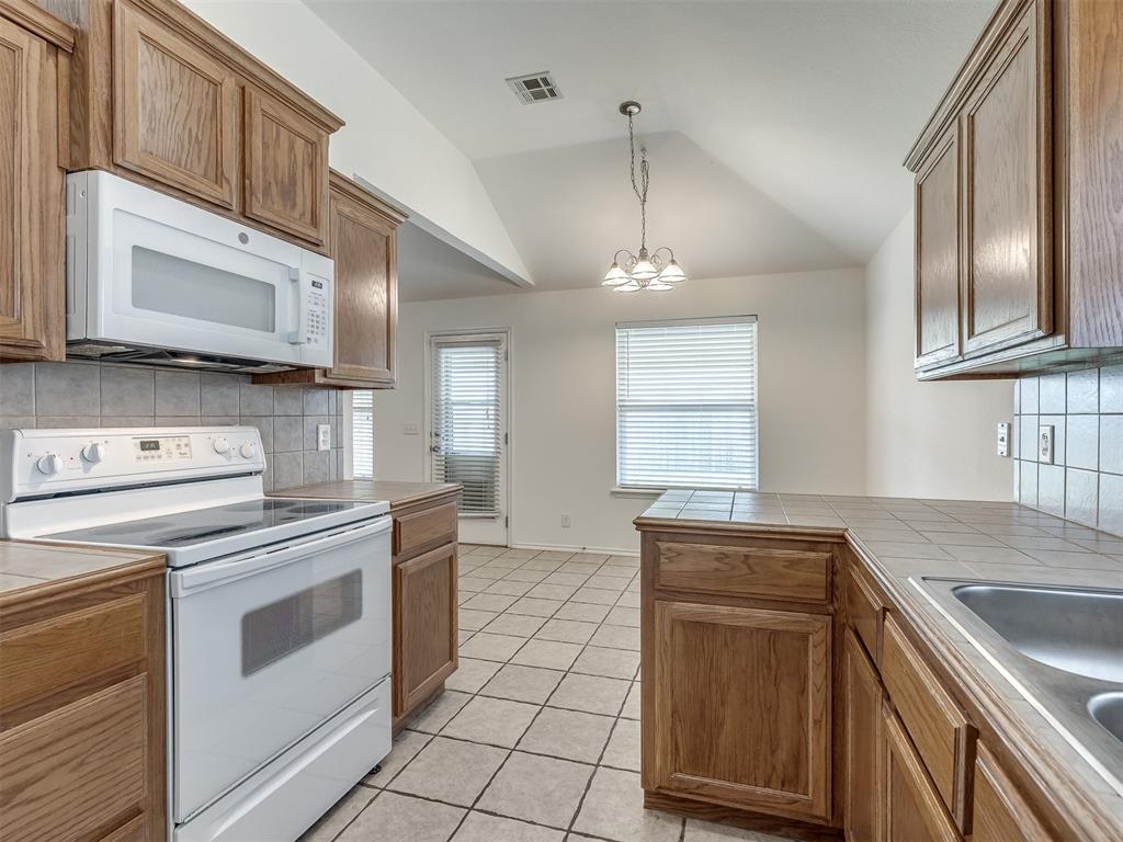 521 Apache Gate Drive Property Photo 17