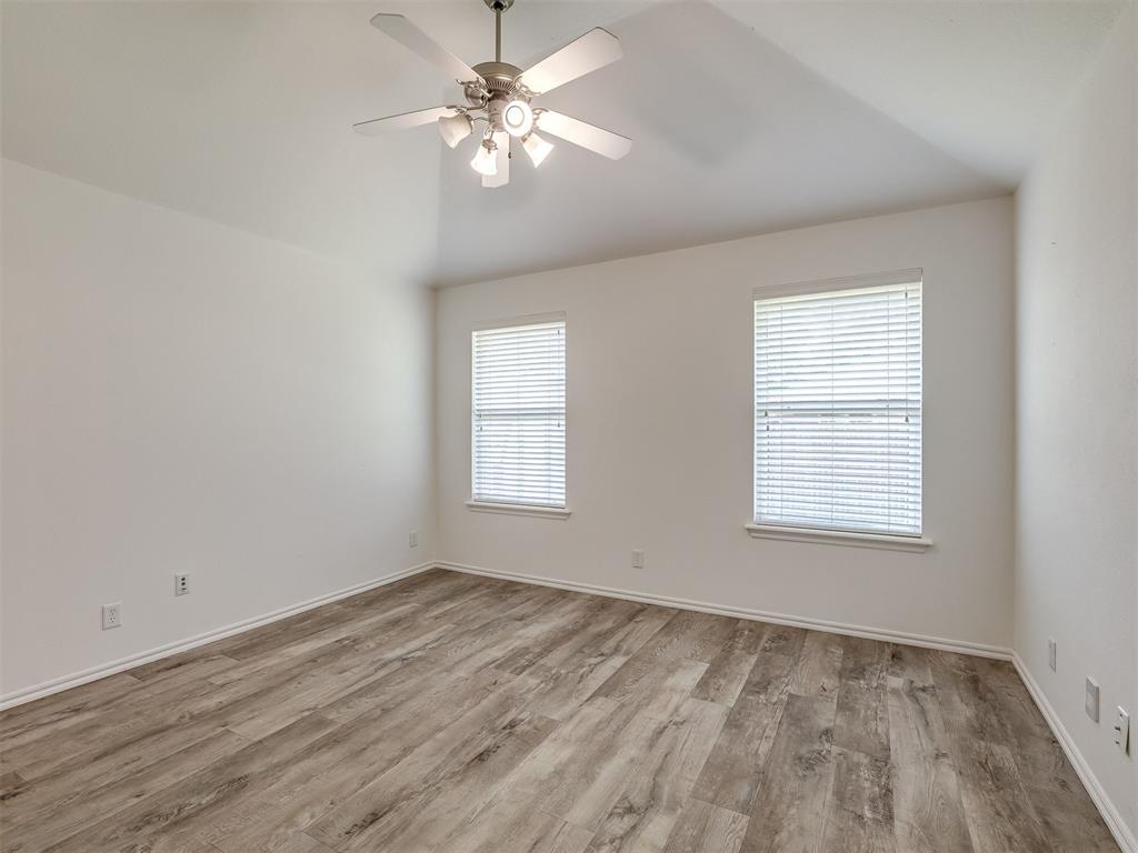 521 Apache Gate Drive Property Photo 18