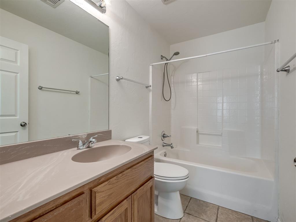 521 Apache Gate Drive Property Photo 21