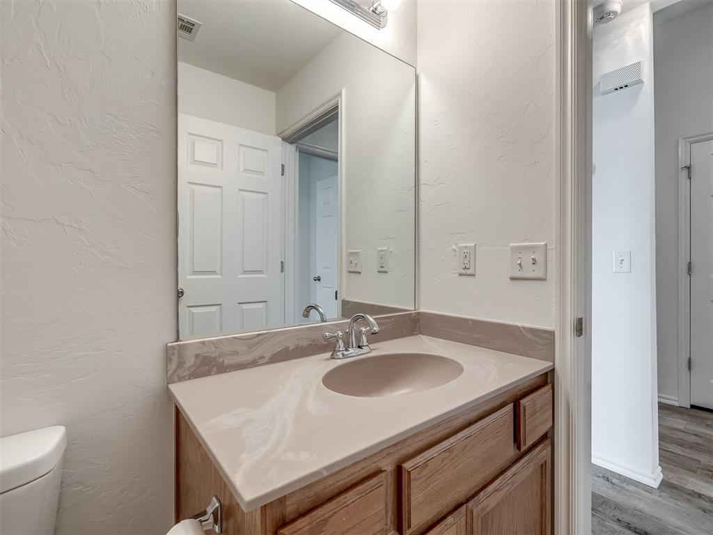 521 Apache Gate Drive Property Photo 29