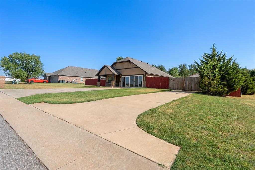 1430 Lakeview Drive Property Photo 30