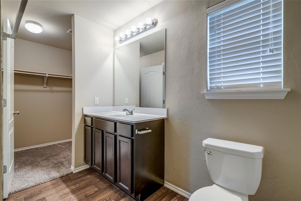 2900 Sunberry Way Property Photo 18