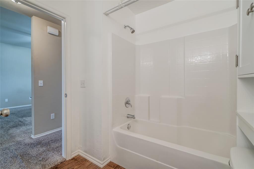 2900 Sunberry Way Property Photo 23