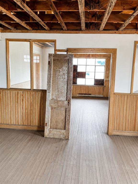 110 E Broadway Street Property Photo 19