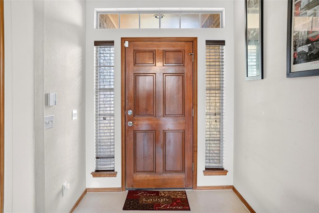 1717 Hemingway Drive Property Photo 7