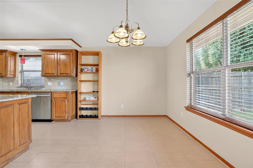 1717 Hemingway Drive Property Photo 10