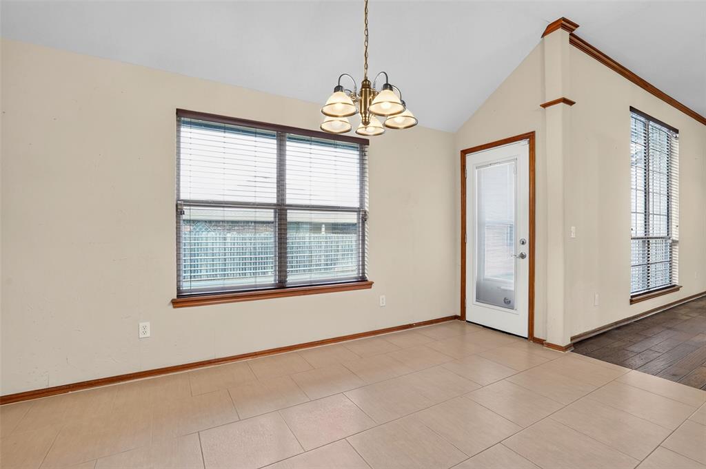 1717 Hemingway Drive Property Photo 12