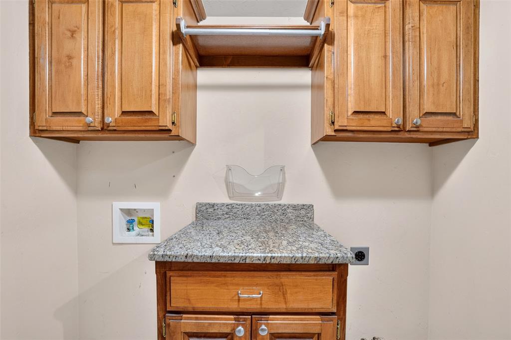1717 Hemingway Drive Property Photo 24