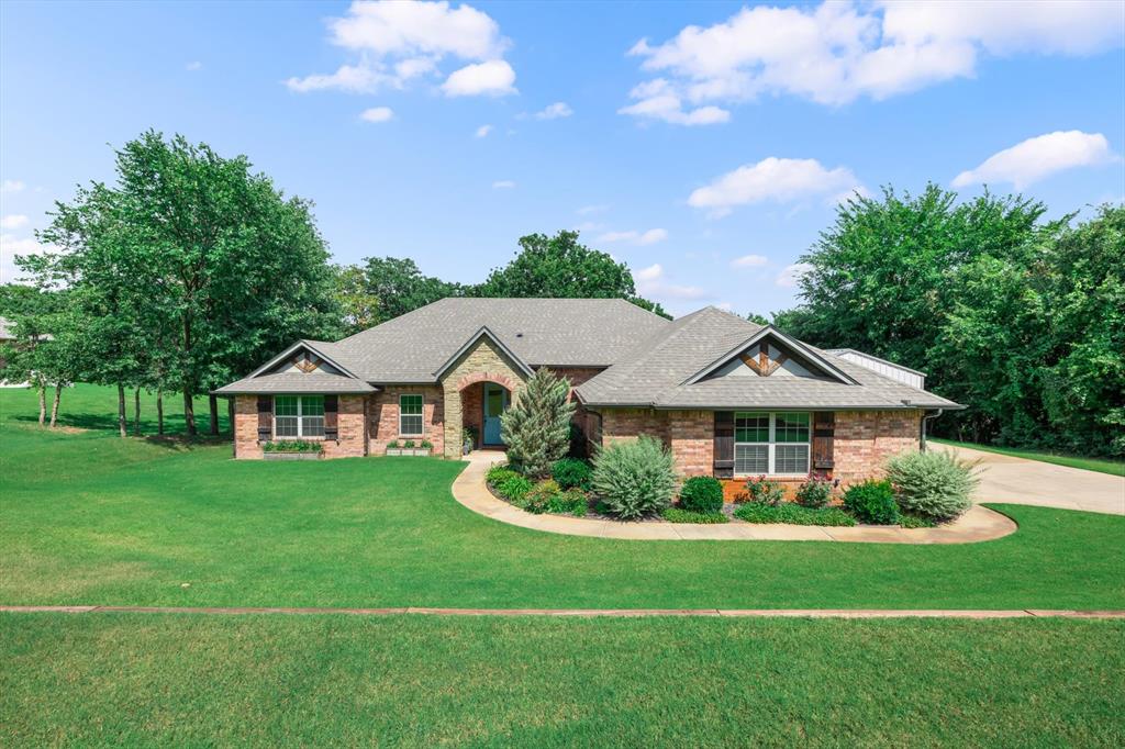 14220 Red Oak Drive Property Photo 1