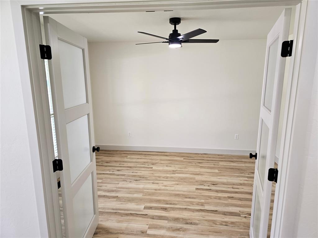 11905 Camelot Place Property Photo 3