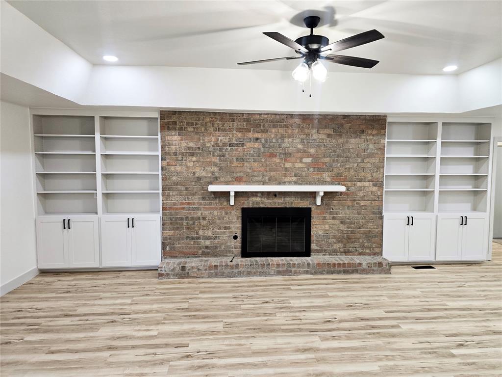 11905 Camelot Place Property Photo 4