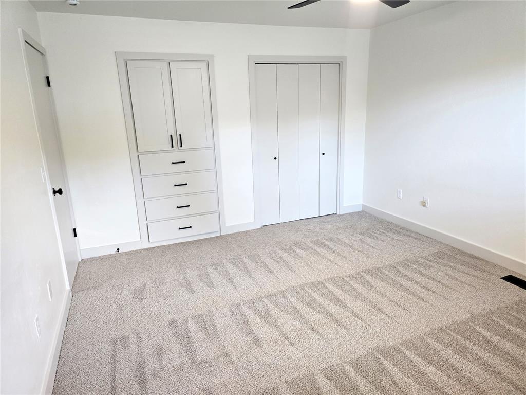 11905 Camelot Place Property Photo 13