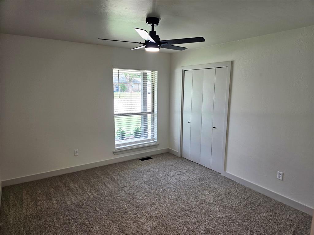 11905 Camelot Place Property Photo 14