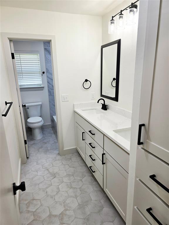 11905 Camelot Place Property Photo 15