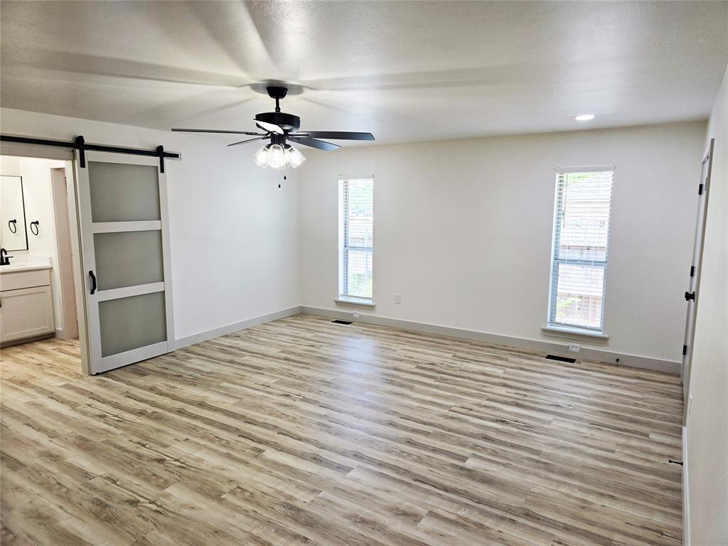 11905 Camelot Place Property Photo 19