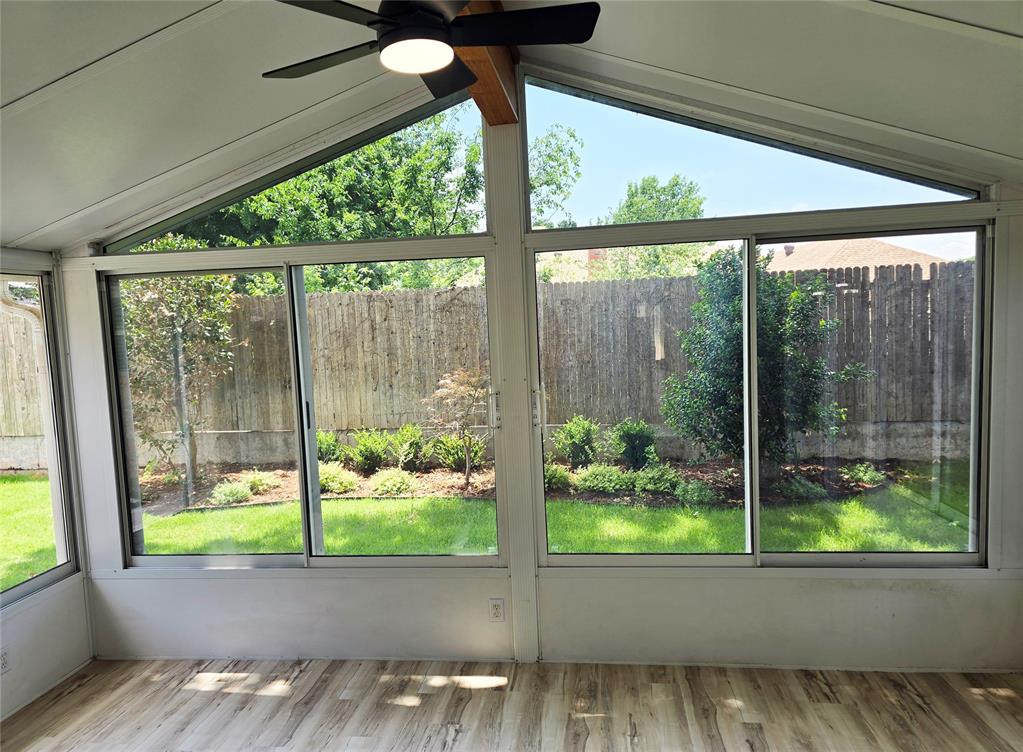 11905 Camelot Place Property Photo 26