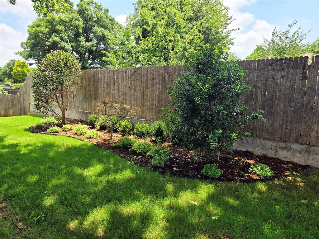 11905 Camelot Place Property Photo 28