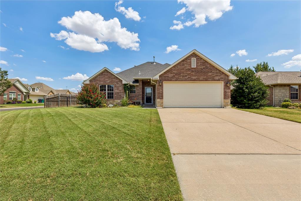 12204 Heathfield Lane Property Photo 1